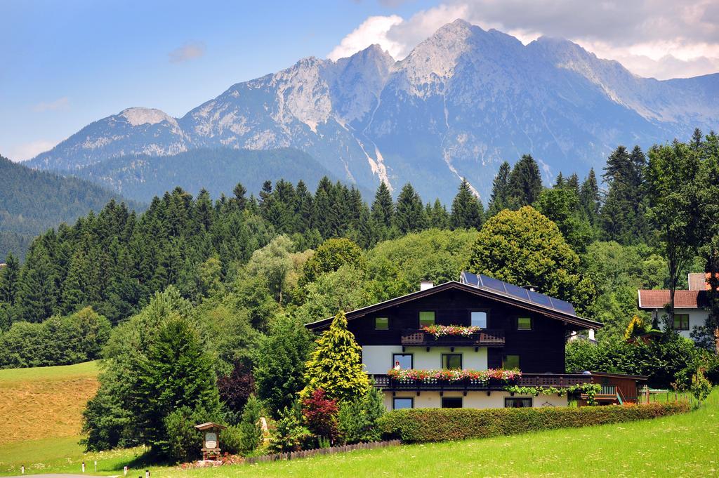 Gaestehaus Hoelzl Иттер Екстериор снимка