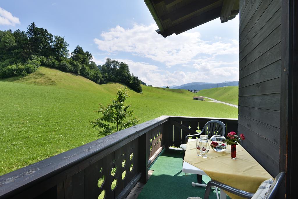 Gaestehaus Hoelzl Иттер Стая снимка