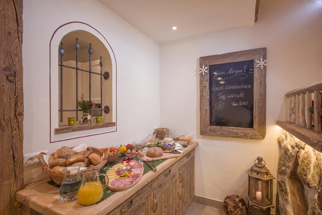 Gaestehaus Hoelzl Иттер Екстериор снимка