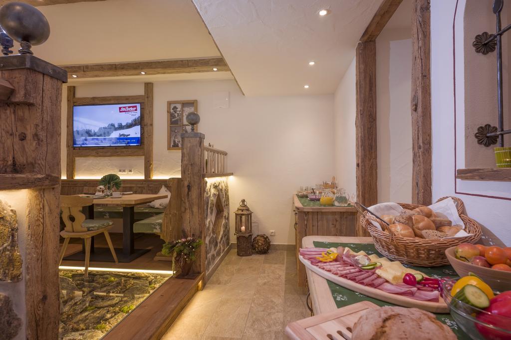 Gaestehaus Hoelzl Иттер Екстериор снимка